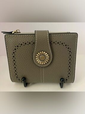 Women's Taupe Leather Bifold  Wallet with Floral Snap Closure. RFID. New
